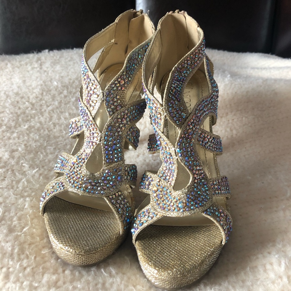 embellished heels with zip back ✨